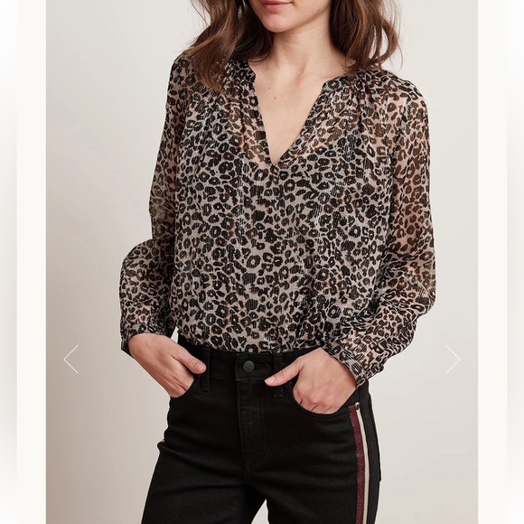 Velvet By Graham & Spencer Peyton Leopard Blouse TUNIC Womens Sz XS metallic - Picture 2 of 14